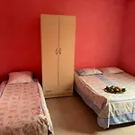 Vendégház Bushi Rooms- Garden And Free Parking Near Durrës