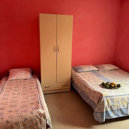 Pensión Bushi Durrës