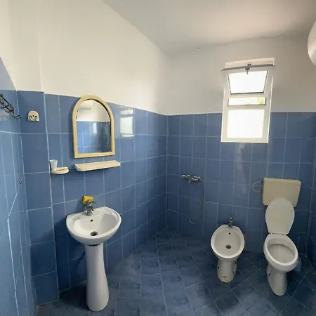 Bushi Rooms- Garden And Free Parking Near Gæstehus *