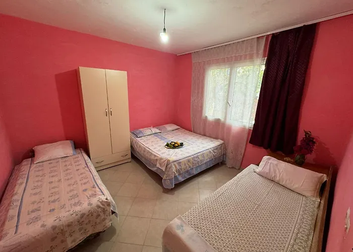 Bushi Rooms- Garden And Free Parking Near *